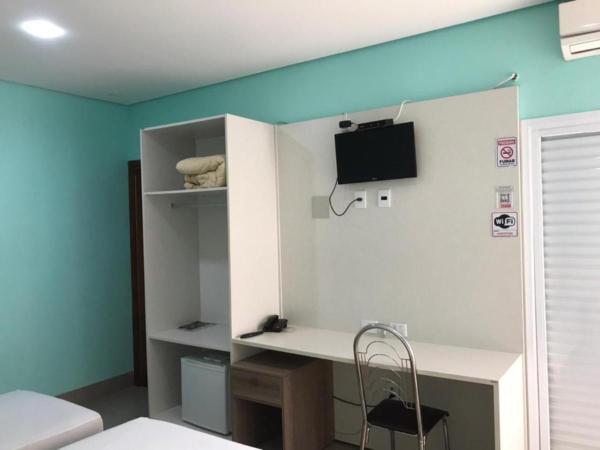 Emmis Park Hotel Aparecida do Taboado 外观 照片